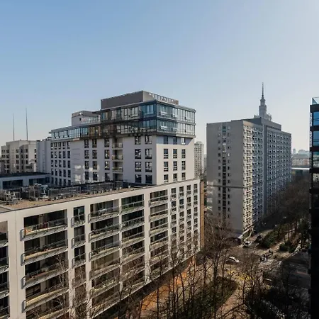 Cloud 11 Center Grzybowska *